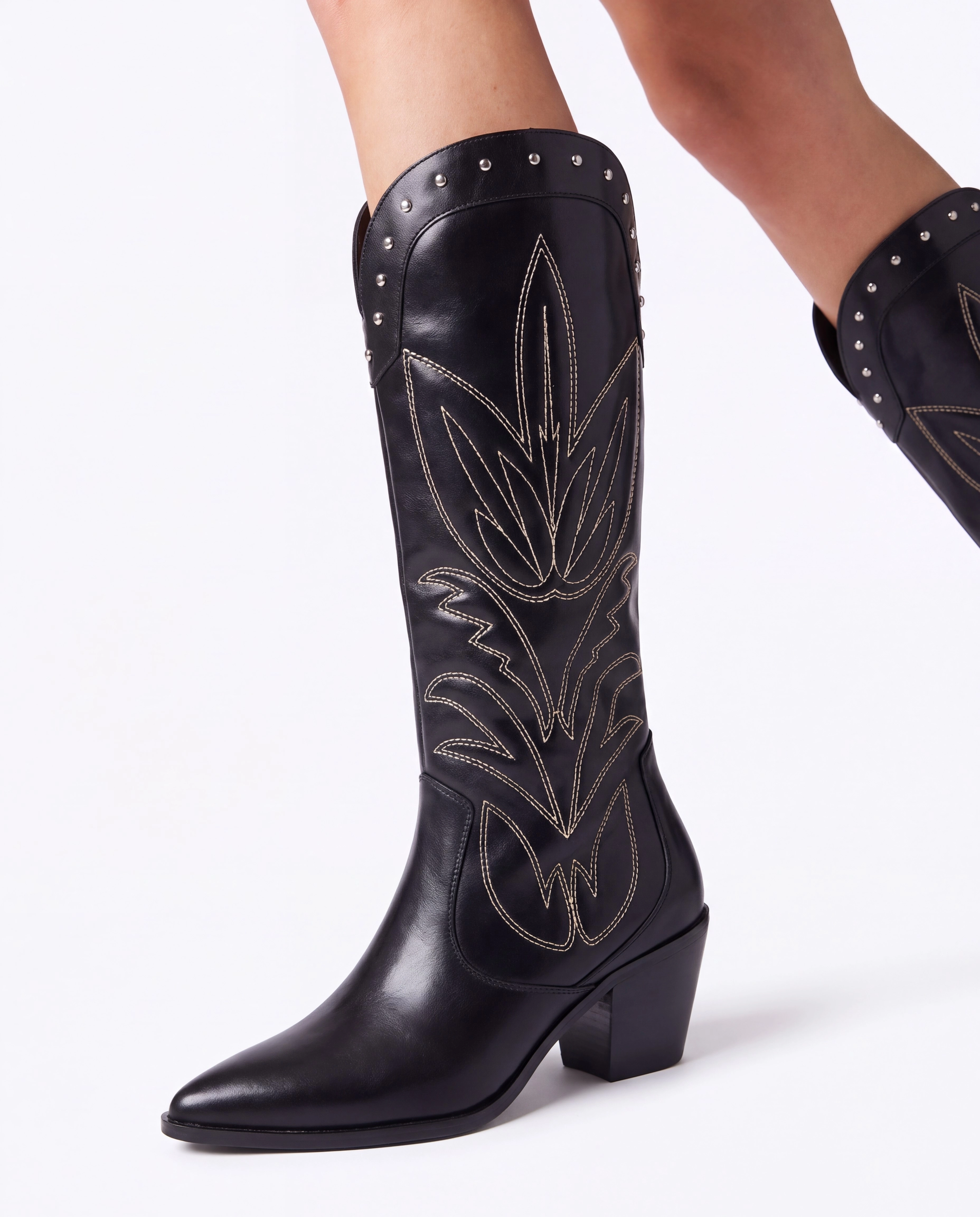 Western Serafina Siyah Zımbalı Çizme