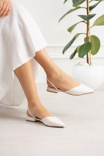 Marlea Sade Zamansız Zerafet Trend Alçak Topuklu Lastikli Ayakkabı - Bej